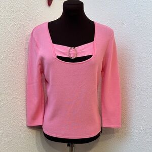 Vintage dead stock Methode vibrant pink top with rhinestone detail. Size MP.